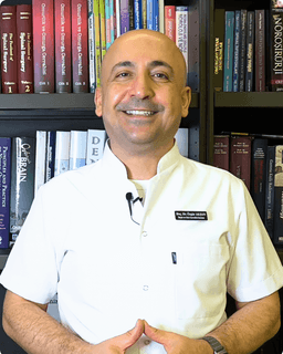 Doç. Dr. Özgür Akşan